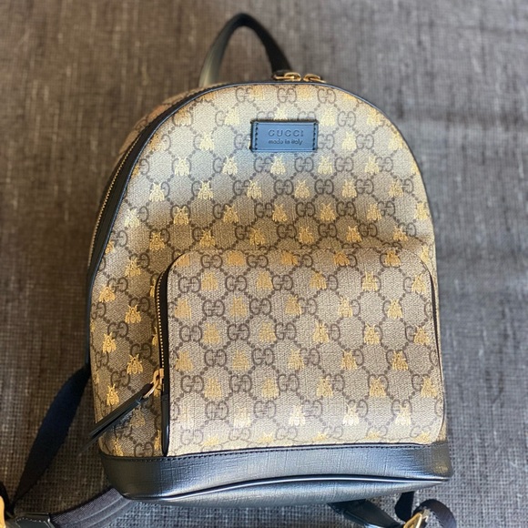 Gucci Zip Pocket Printed Gg Coated Canvas Mini Backpack gold bumble bees - Picture 6 of 8